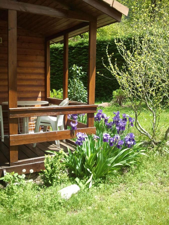 Les chalets Quazemi Casteil Exterior foto